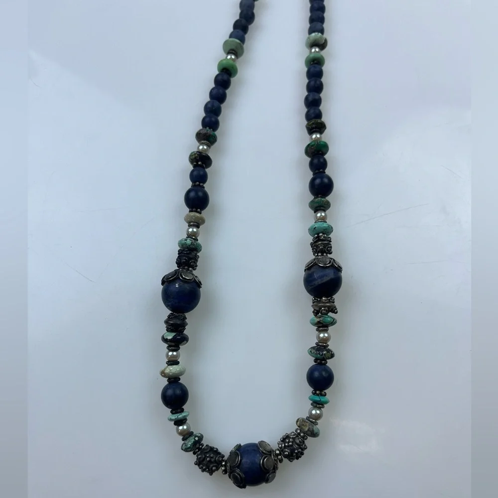 Beaded Gorgeous Statement Necklace HR12-11 - Picture 2 of 4